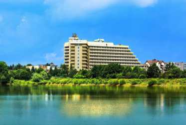 Karpaty Sanatorium - Ukraina - Truskawiec - pobyty wczasowe i lecznicze