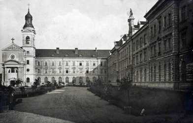 Chyrów, Sambor, Drohobycz i Lwów (3 dni) UA-8