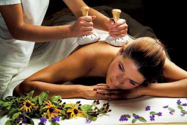 Ayurveda Kapsuły Koga 60 min (masaż lnianymi workami z rozgrzanymi ziołami leczniczymi)