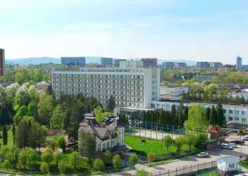 Ukraina - Truskawiec: Sanatorium Szachtar, dojazd autokarem