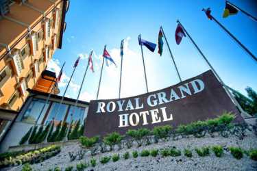 Ukraina - Truskawiec: ROYAL GRAND HOTEL, dojazd autokarem